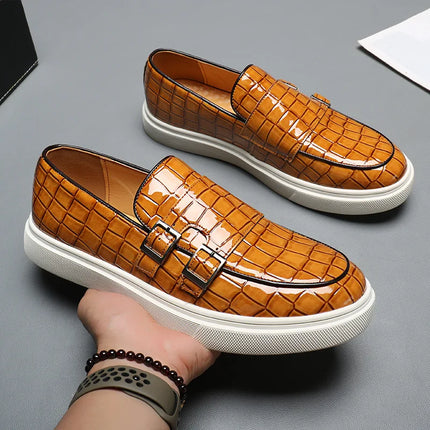 Men Retro British Casual Leather Crocodile Loafers