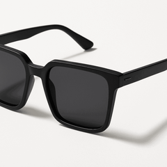 Dawndesslo - Mad Fly Essentials