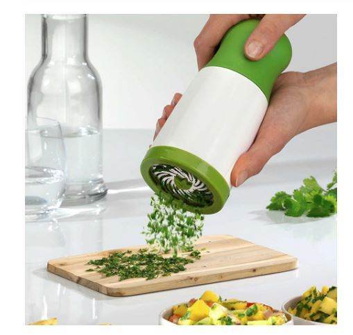 Kitchen Pros - Mad Fly Essentials