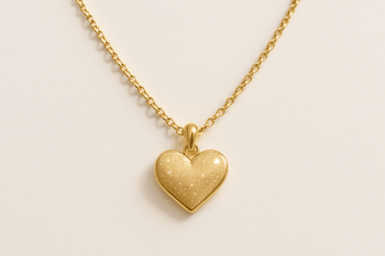 LoveUFashion - Mad Fly Essentials