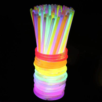 Glow Stick Bracelet Party Favors – Mad Fly Essentials