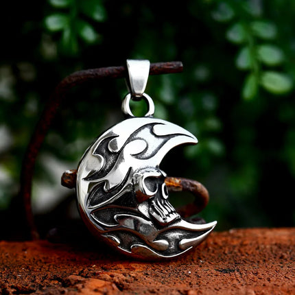 Necklace Men European Celtic Knot Retro Crescent Pendant - Necklace - Celtic Life - Mad Fly Essentials