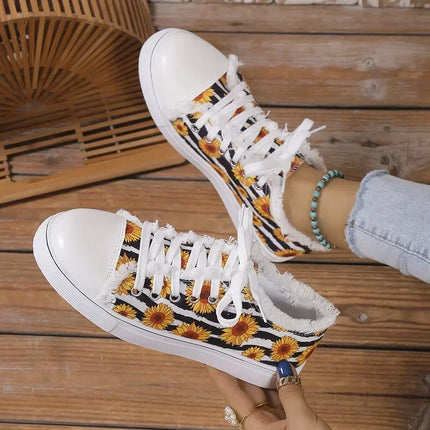 Women Footwear Skull Bat Vulcanized Retro Canvas Shoes Sneakers - Women Footwear - Maogu - Mad Fly Essentials