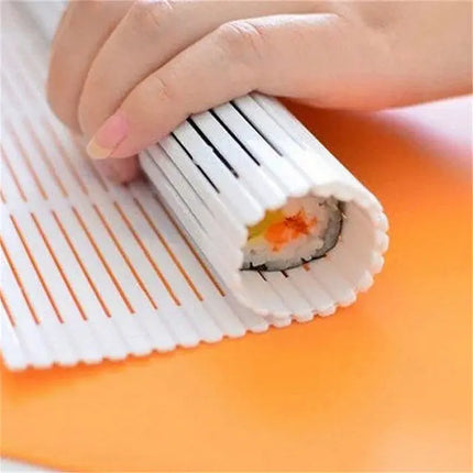 Quick DIY Sushi Maker Kitchen Bento Tool