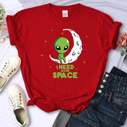 Shirt Women Need More Space Green Alien T-Shirts - Shirt - HAMPSON LANQE - Mad Fly Essentials