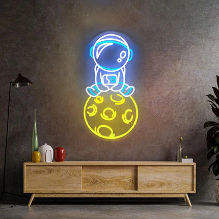 LED Party Light Neon Moon Astronaut Wall Light - LED Party Light - Zyzao - Mad Fly Essentials