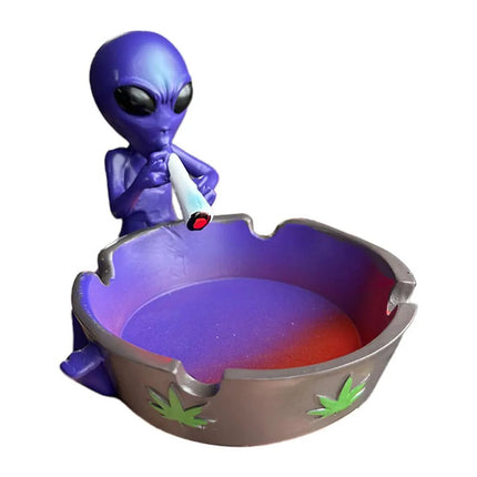 Figurine Alien Resin Tabletop Ashtray Gift - Figurine - Exquisite Mugs - Mad Fly Essentials