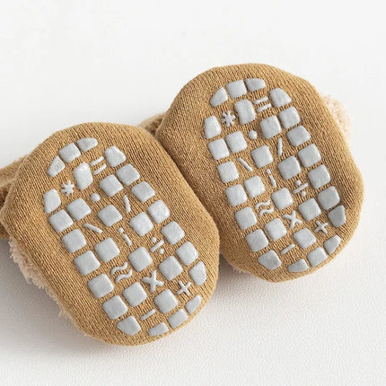 Kids Footwear Thick Baby Bear Socks - Kids Footwear - SheCute - Mad Fly Essentials