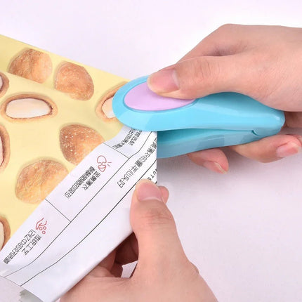 Kitchen Gadget Heat Sealing Mini Vaccuum Sealer - Kitchen Gadget - Jore Fitool - Mad Fly Essentials