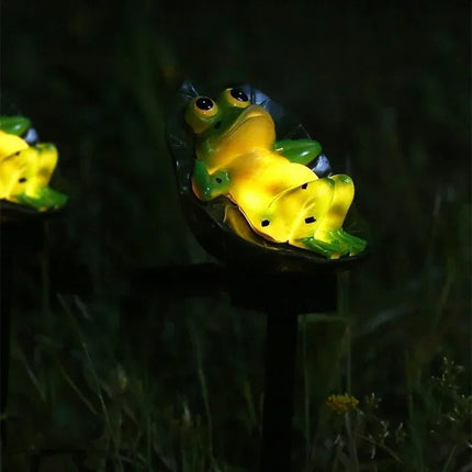 LED Landscape Light Solar Outdoor Frog Resin Lawn Lamp - LED Landscape Light - STRYVISM - Mad Fly Essentials