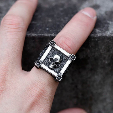 Men 316L Stainless Medieval Viking Skull Ring - Ring - Light Guide - Mad Fly Essentials