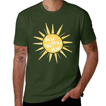 Men Here Comes the Sun Vintage T-Shirt - Shirt - Fanweilin - Mad Fly Essentials