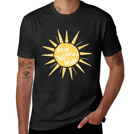 Men Here Comes the Sun Vintage T-Shirt - Shirt - Fanweilin - Mad Fly Essentials