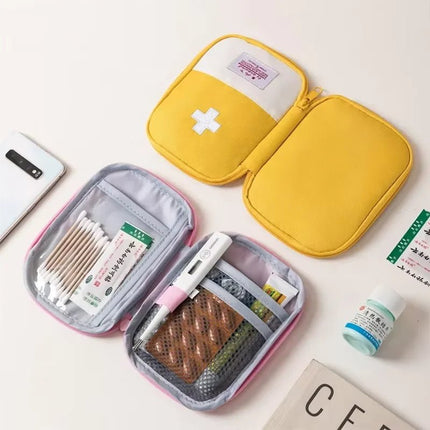 Outdoor Essentials Mini Portable Medicine Bag First Aid Kit - Outdoor Essentials - TELESIN - Mad Fly Essentials