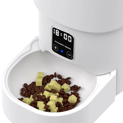 Pet Essentials Rechargeable Cat Dog Feeder with Portion Control - Pet Essentials - FIOVIEL - Mad Fly Essentials