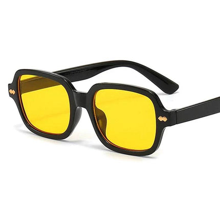 Women Retro Square Black Sunglasses - Sunglasses - RUO BO - Mad Fly Essentials
