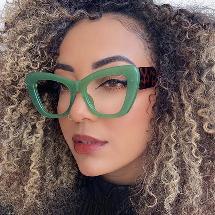 Women Sunglasses Vintage Fashion Cat Eye UV400 Eyewear - Women Sunglasses - Oblisk Eyewear - Mad Fly Essentials