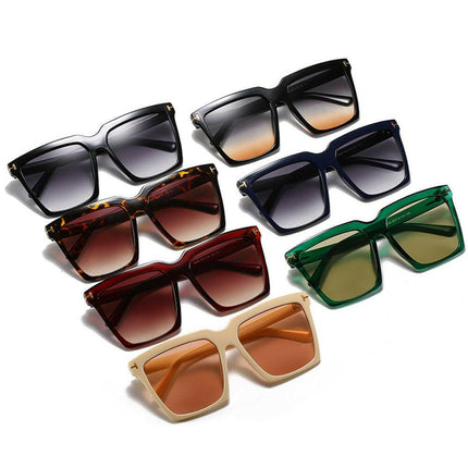 Women Fashion Square Retro Sunglasses - Women's Shop Mad Fly Essentials